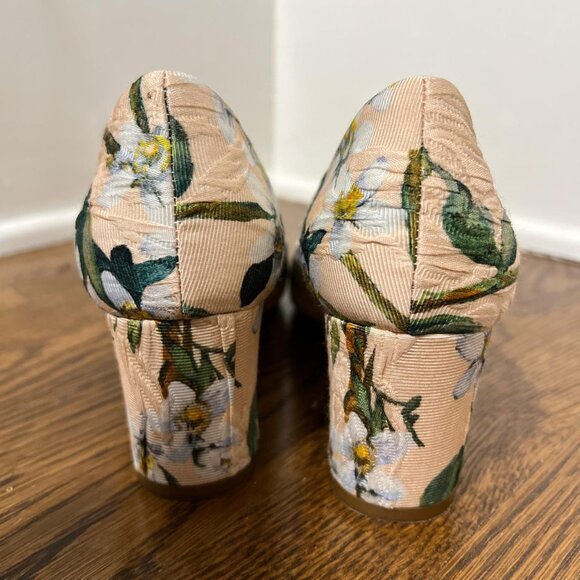 Dolce Gabbana Floral Pink Pumps with Jewels - Picture 4 of 5